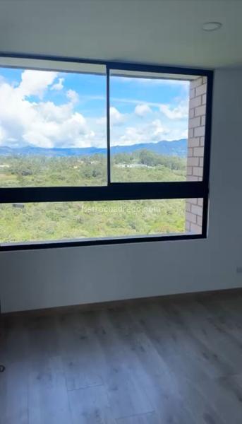 Spacious 2BR Apartment with Study in San Antonio de Pereira - 8