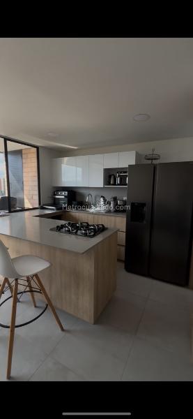 Spacious 2BR Apartment with Study in San Antonio de Pereira - 2