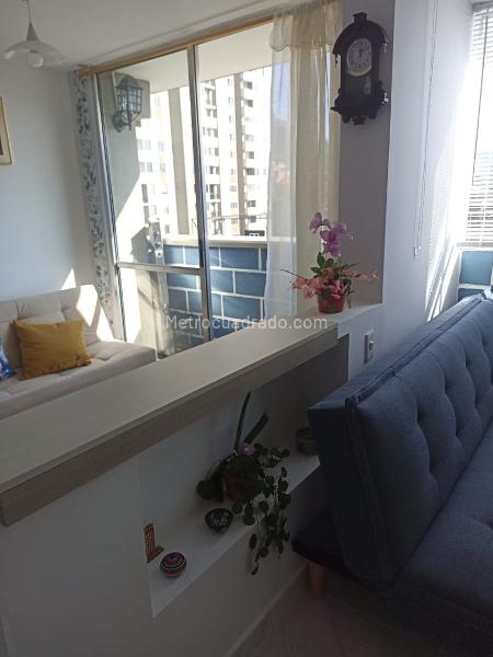 Apartamento Amoblado de 3 Habitaciones en Conjunto Natal