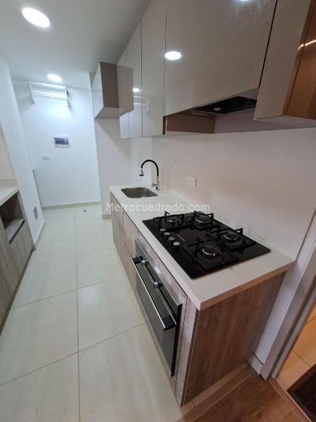 Apartamento en Arriendo, CIUDAD SALITRE   Santa Bárbara, Bogotá D.C. - Widok 6