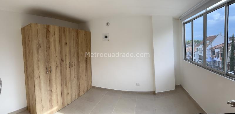 1BR Apartment with Office/Studio Area in Porvenir - 4