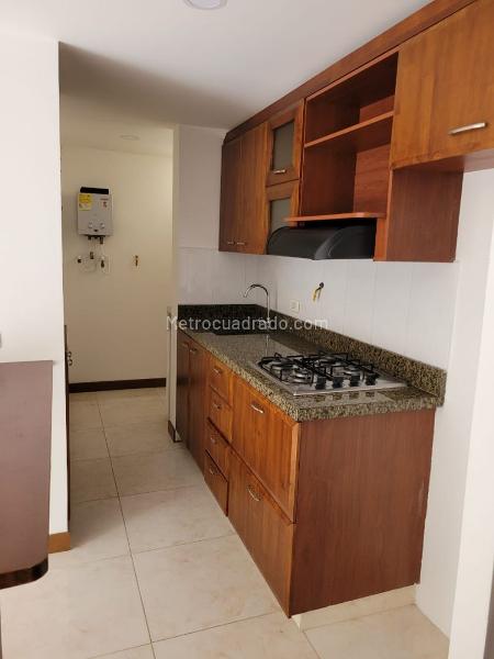 3BR Apartment with Terrace in Loma del Indio (El Poblado) - 4
