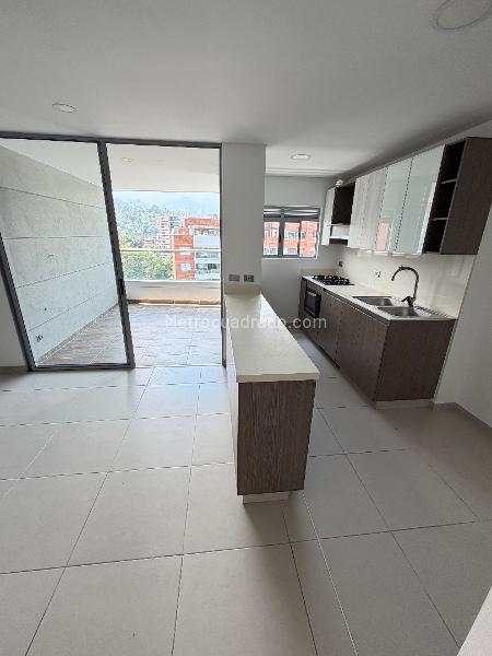 3BR Apartment for Rent in Loma de los Mesa, Envigado