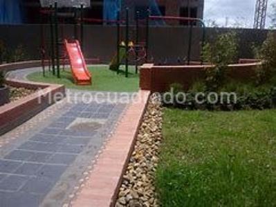 Apartamento de 3 alcobas en venta en Alameda, Bogotá, 69 m² · foto 13 de 14