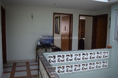 Casa de 5 alcobas en venta en San Isidro, Bogotá, 350 m² · foto 17 de 19