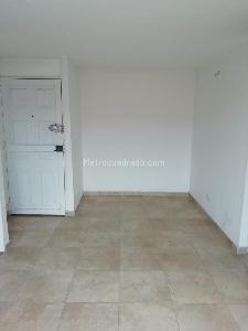 Apartamento de 2 alcobas en venta en Maipore, Soacha, 42 m² · foto 7 de 20