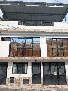 Casa de 5 alcobas en venta en Versalles, Ibagué, 204 m² · foto 3 de 18