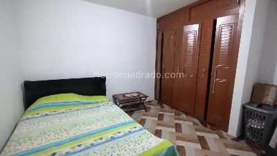 Casa de 5 alcobas en venta en Versalles, Ibagué, 204 m² · foto 7 de 18