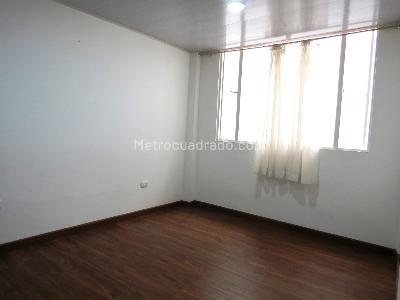 Casa de 5 alcobas en venta en Los Andes Barrios Unidos, Bogotá, 360 m² · foto 11 de 17