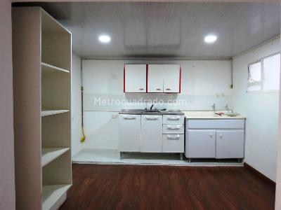 Casa de 5 alcobas en venta en Los Andes Barrios Unidos, Bogotá, 360 m² · foto 7 de 17