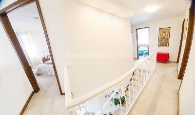 Casa de 5 alcobas en venta en Quinta Paredes, Bogotá, 257 m² · foto 11 de 17