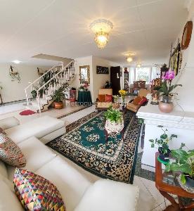 Casa de 5 alcobas en venta en Quinta Paredes, Bogotá, 257 m² · foto 4 de 17