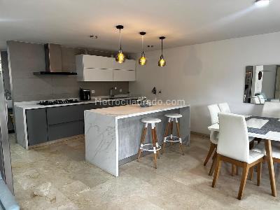Casa de 4 alcobas en venta en Canaveral, Floridablanca, 227 m² · foto 4 de 14
