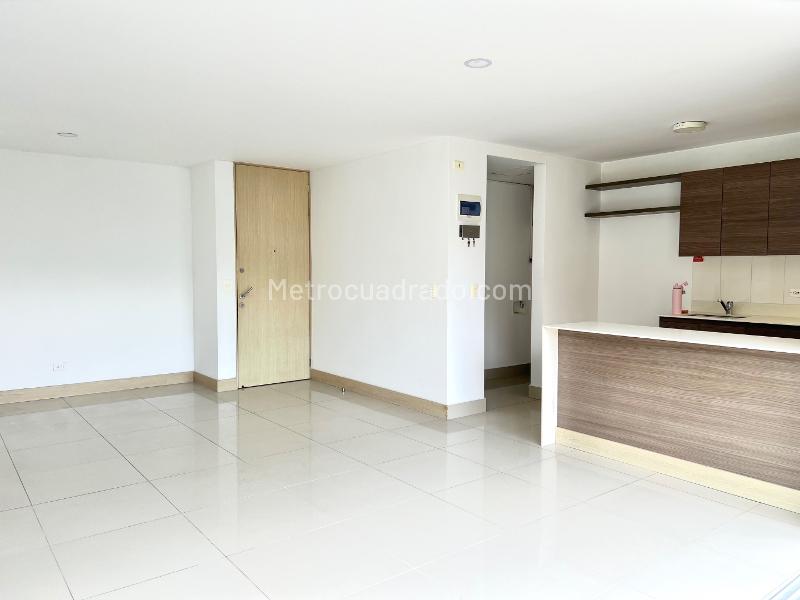 Apartamento en Arriendo, El Poblado  las Palmas, Medellín - Widok 4