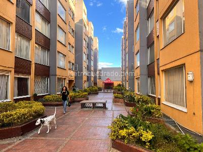 Apartamento de 3 alcobas en venta en La Florida Alamos, Bogotá, 48 m² · foto 2 de 17