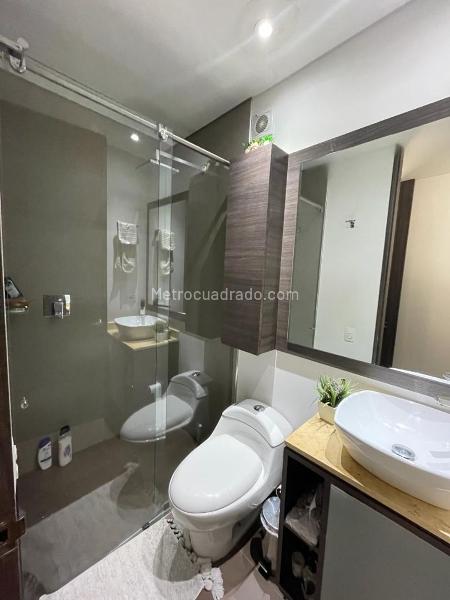 Apartamento en Venta, CLUB DE LOS LAGARTOS Zona Urbana, Bogotá D.C. - Więcej