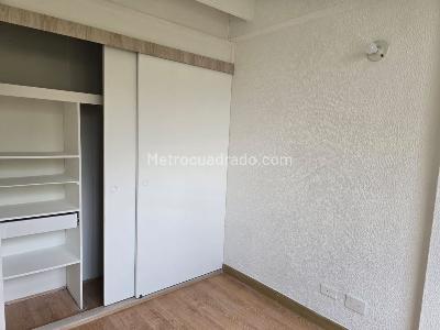 Apartamento en venta en Toberin Orquideas, Bogotá · foto 4 de 17