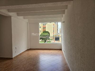 Apartamento en venta en Toberin Orquideas, Bogotá · foto 5 de 17