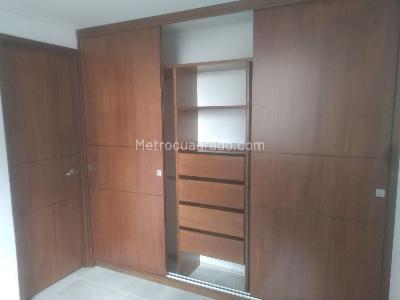 Apartamento en venta en Ciudadela La Felicidad, Bogotá · foto 2 de 10