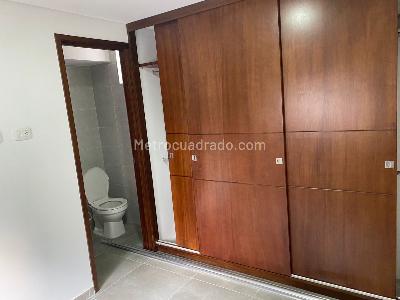Apartamento en venta en Ciudadela La Felicidad, Bogotá · foto 4 de 10