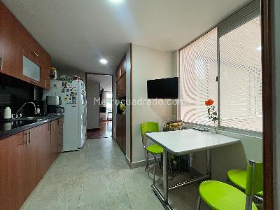 Apartamento de 3 alcobas en venta en Niza Atabanza Alhambra, Bogotá, 116 m² · foto 9 de 16