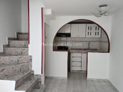Casa en venta en Castilla Kennedy, Bogotá · foto 2 de 10