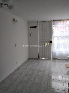 Casa en venta en Castilla Kennedy, Bogotá · foto 3 de 10