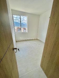Apartamento de 3 alcobas en venta en Varsovia Conjunto Bosque San Angel, Ibagué, 90 m² · foto 7 de 20