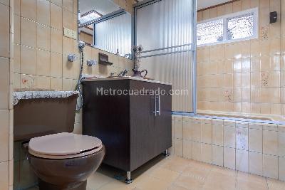 Casa de 4 alcobas en venta en Pontevedra San Nicolas, Bogotá, 287 m² · foto 16 de 20