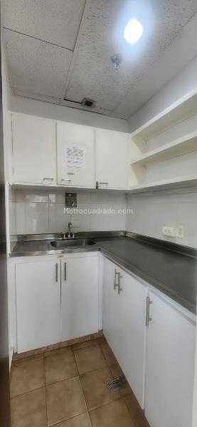 Oficina en Arriendo, EL POBLADO CASTROPOL   Nororiente, Medellín - Mehr