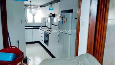 Apartamento de 3 alcobas en venta en San Luis Galerias, Bogotá, 128 m² · foto 2 de 11