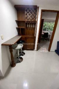 Apartaestudio en venta en El Poblado, Medellín, 39 m² · foto 2 de 7