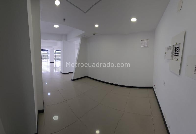 Oficina en Arriendo, CENTRO EMPRESARIAL OXUS, Chía - Más