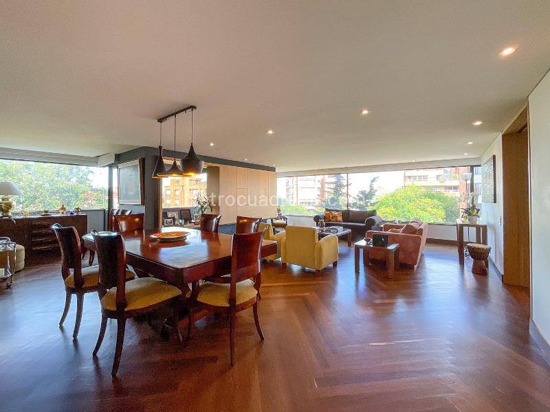 Apartment in Bogotá, Chicó Lago - Vista 4