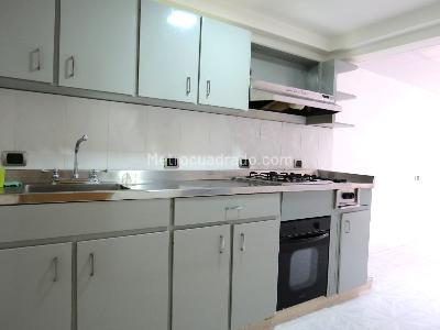 Casa de 5 alcobas en venta en Los Andes Noroccidente, Bogotá, 177 m² · foto 4 de 20