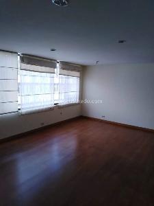 Apartamento de 3 alcobas en venta en Antiguo Contry, Bogotá, 89 m² · foto 4 de 17