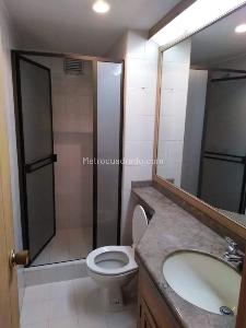 Apartamento de 3 alcobas en venta en Antiguo Contry, Bogotá, 89 m² · foto 6 de 17