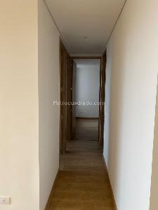 Apartamento de 3 alcobas en venta en Prado Veraniego Norte, Bogotá, 58 m² · foto 10 de 20