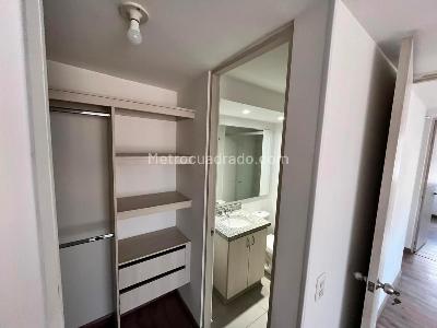 Apartamento en venta en Castilla, Bogotá · foto 5 de 15