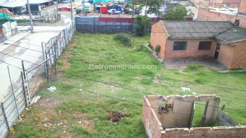 Lote en Venta, Compartir, Soacha - Más