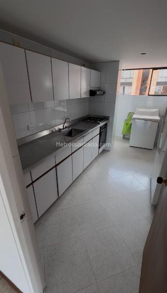 Apartamento en Arriendo, POLO CLUB   Zona Urbana, Bogotá D.C. - Widok 4