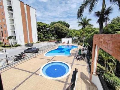 Apartamento de 3 alcobas en venta en Bochalema, Cali, 65 m² · foto 4 de 18