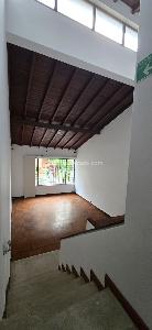 Casa en arriendo en Laureles Nogal, Medellín · foto 4 de 10