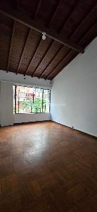 Casa en arriendo en Laureles Nogal, Medellín · foto 5 de 10