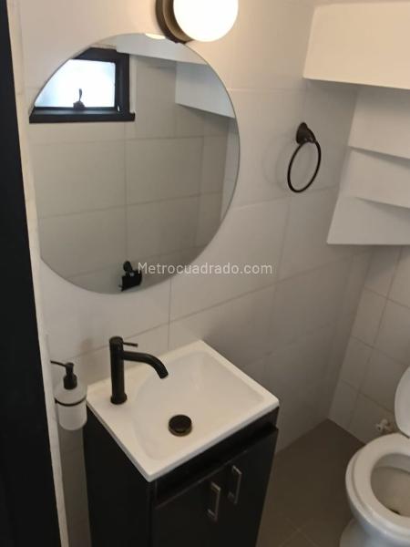 Casa en Arriendo, PONTEVEDRA   Zona Urbana, Bogotá D.C. - Więcej