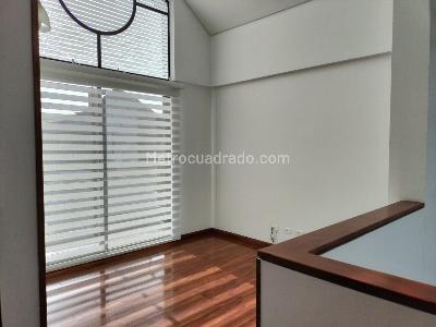 Casa de 3 alcobas en venta en Chalets De Cajica, Cajicá, 239 m² · foto 10 de 20