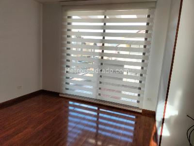 Casa de 3 alcobas en venta en Chalets De Cajica, Cajicá, 239 m² · foto 18 de 20