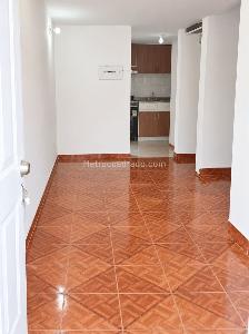 Casa en venta en Mirandela, Bogotá · foto 2 de 17