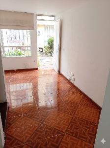 Casa en venta en Mirandela, Bogotá · foto 3 de 17