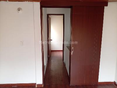 Casa en venta en Mirandela, Bogotá · foto 8 de 17